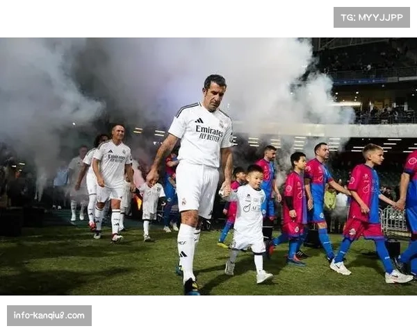伯纳乌球场新顶棚测试成功，确保欧冠半决赛次回合不受天气影响